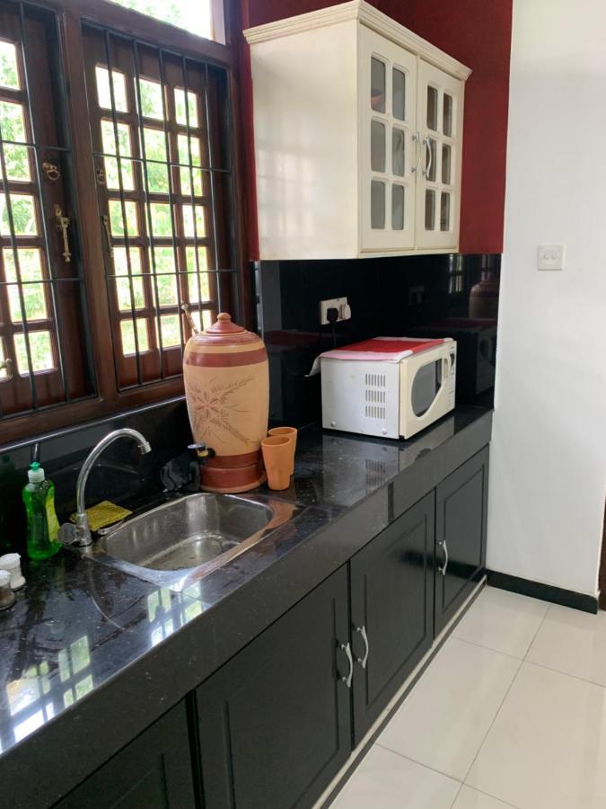 Tranquil Private Villa Near Bentota Beach Exterior photo